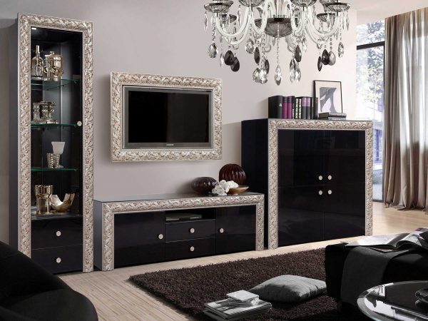 Model Bufet TV Minimalis Black Silver List Color Glossy ARF-0026