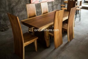 Set Meja Makan Kayu Trembesi 6 Kursi