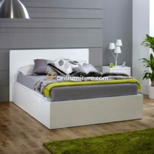 Tempat Tidur Minimalis Sederhana Cat Duco Putih