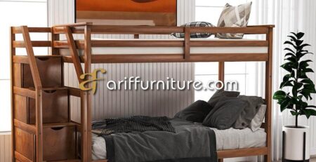 Tempat Tidur Tingkat Tangga