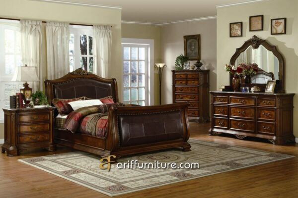Kamar Set Klasik Kayu