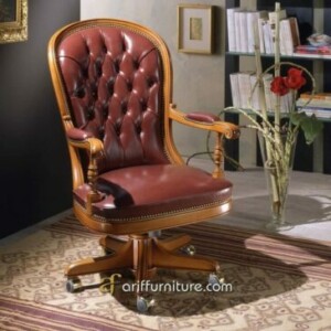 Kursi Kantor Kayu Jati Untuk Executive Direktur