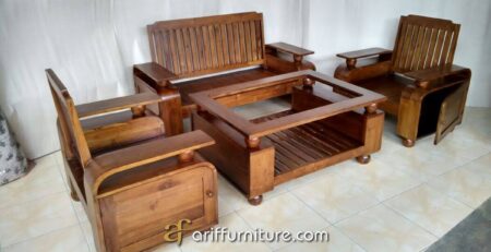 model kursi kayu untuk ruang tamu