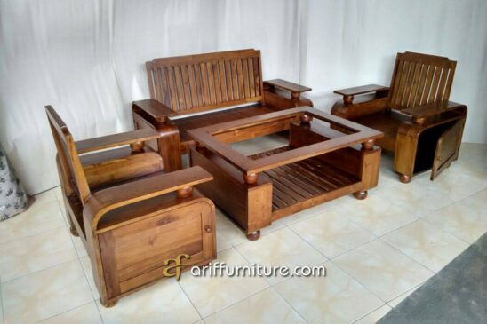 model kursi kayu untuk ruang tamu