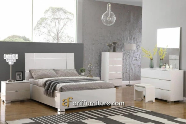 Set Kamar Tidur Minimalis