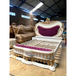 Tempat Tidur Mewah Elegan Ukir Jepara