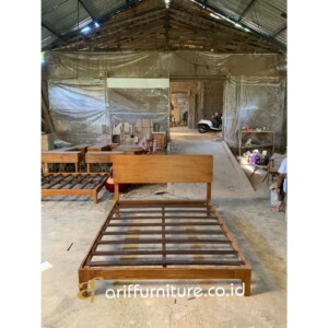 Tempat Tidur Kayu Minimalis Jati Jepara