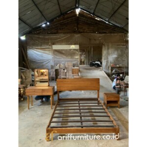 Set Tempat Tidur Kayu Minimalis Jati Jepara
