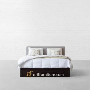 Tempat Tidur Modern Dengan Headboard Elegan