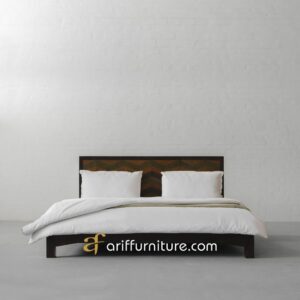Tempat Tidur Kayu Jati Desain Klasik Minimalis